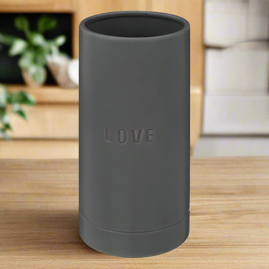 Букет С Рози + Керамична ваза Love - Decorco