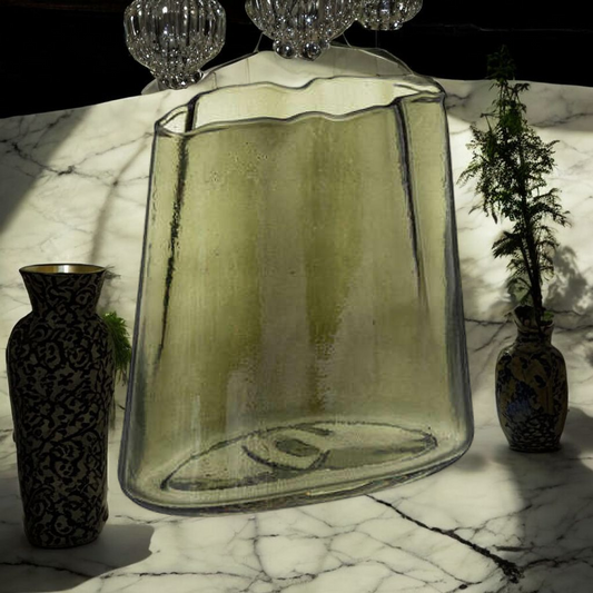 Irregularly shaped vase